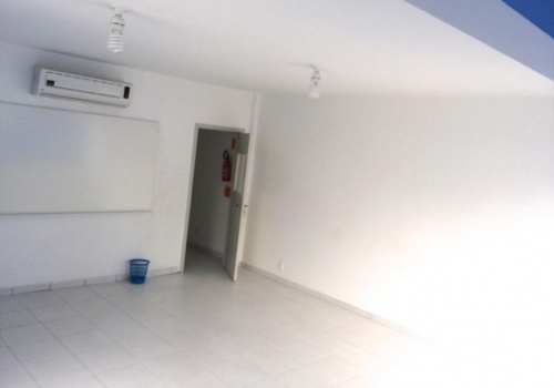 SALA COMERCIAL 3 AV FRENTE- 2 ANDAR - Cod.34